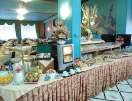 buffet-colazione-hotel-minerva